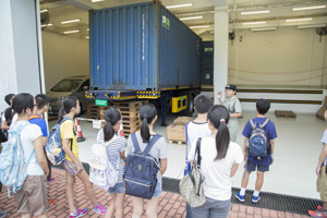 训练学校设备齐全
