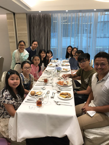 暑期餐桌禮儀及酒店下午茶自助餐